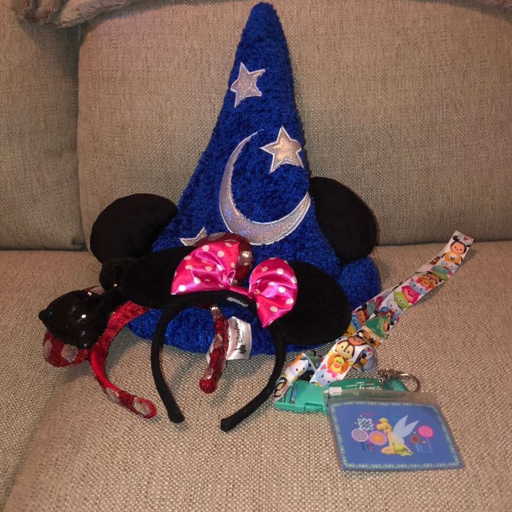 DISNEY CLOSET CLEAROUT!!